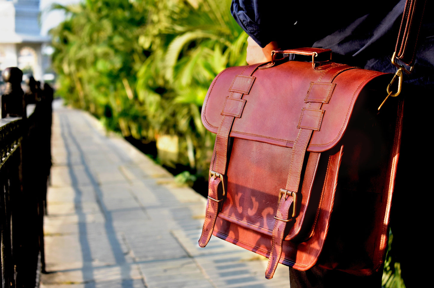 Convertible Laptop Messenger Bag Men Women Briefcase Crossbody Shoulder Backpack Bag Portfolio Leather Office Messenger Bag 15 & 16 Inch