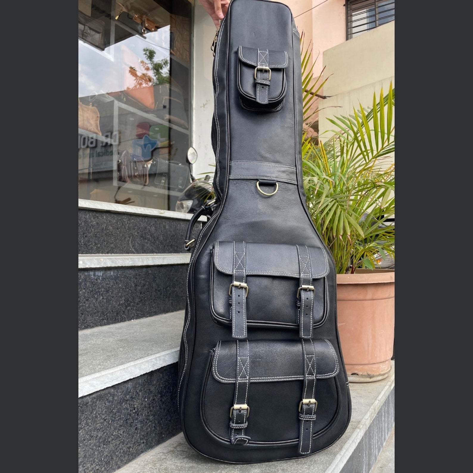 Leather Guitar Bag – Handmade Acoustic & Electric Guitar Case