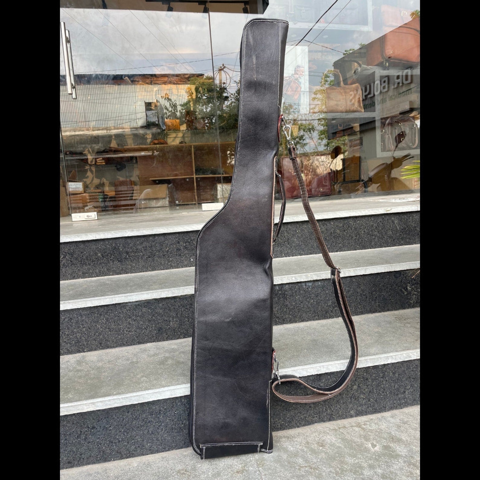 Black Leather Gun Case – Handmade Rifle & Pistol Bag