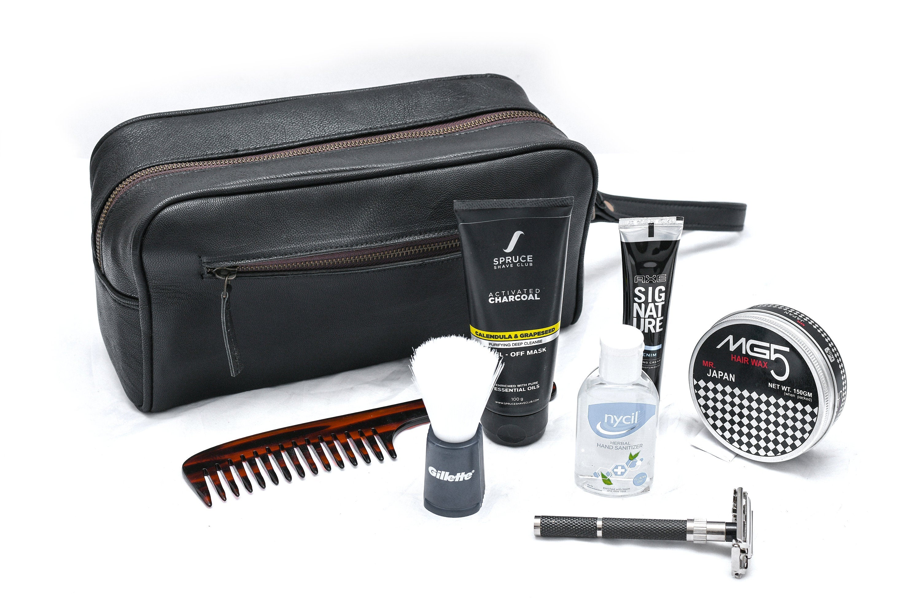Personalized Buffalo Leather Dopp Kit – Groomsmen Toiletry Gift