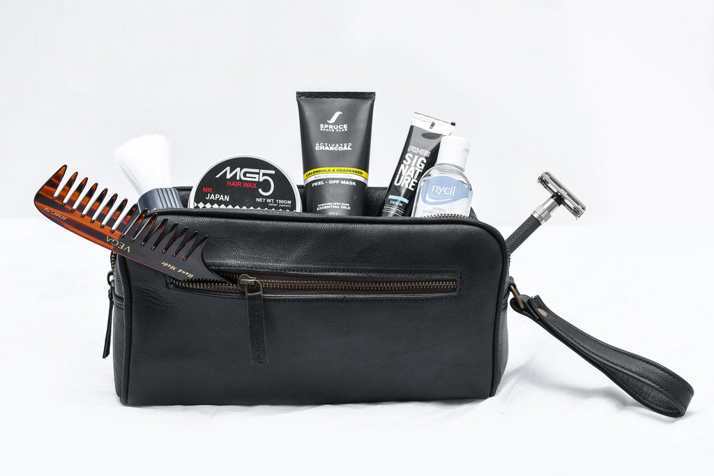 Personalized Buffalo Leather Dopp Kit – Groomsmen Toiletry Gift