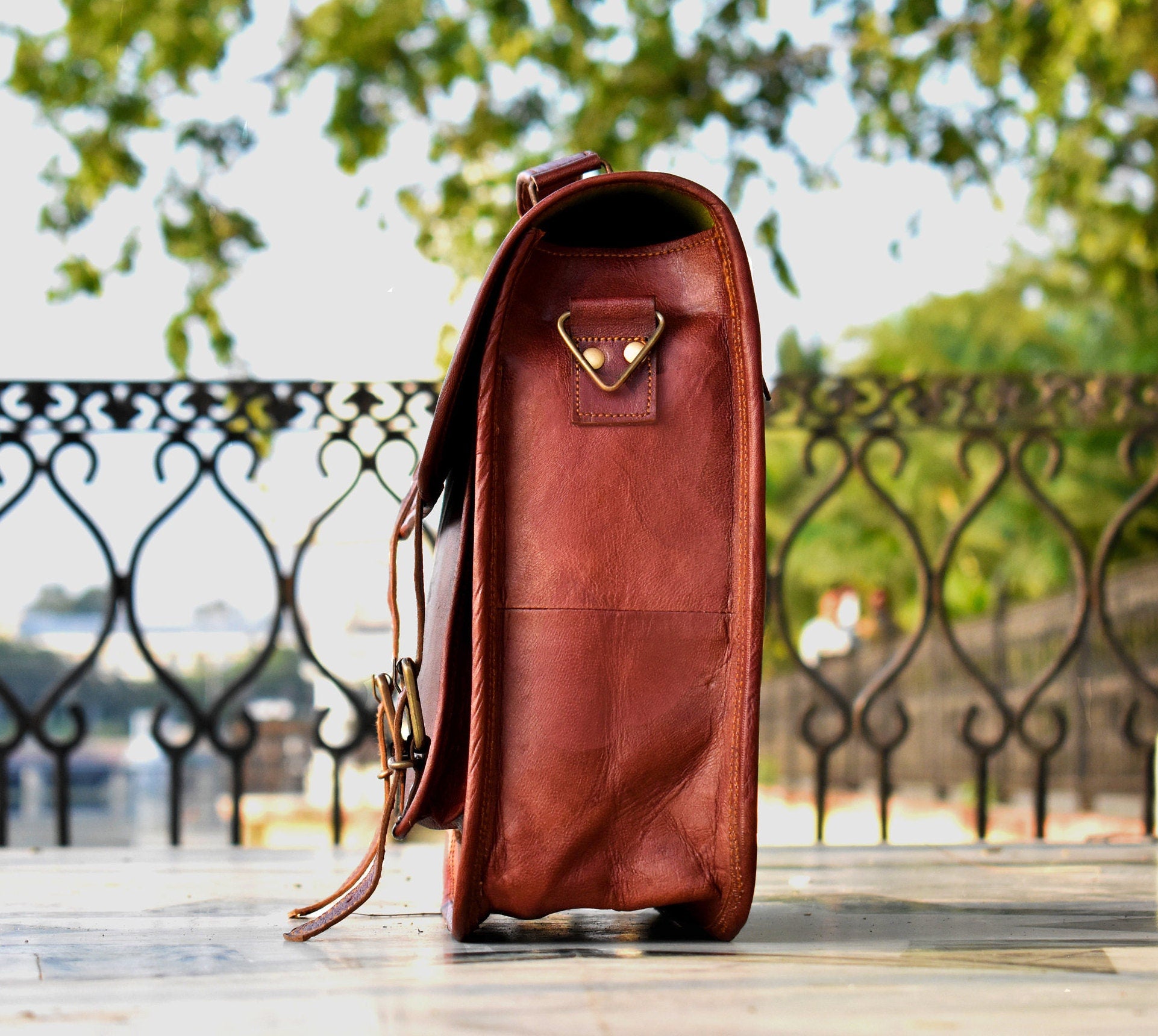 Convertible Leather Office Messenger Bag – Briefcase & Backpack 15"–16"