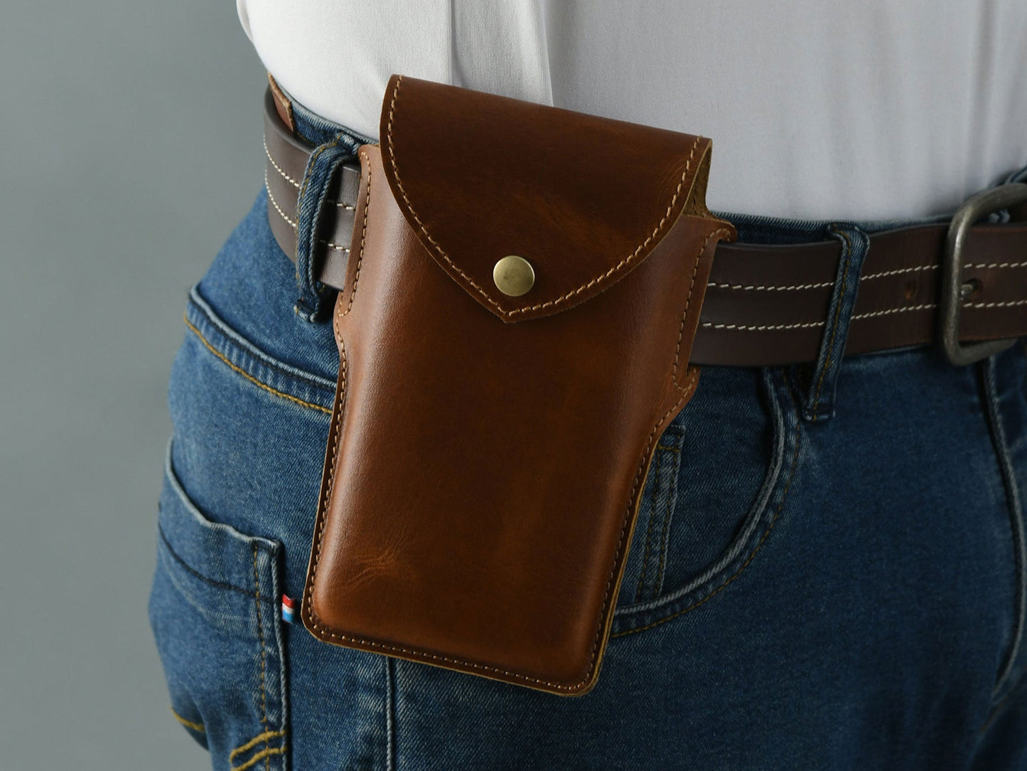 Leather Mobile Holster Case For iPhone 13 14 15 | Samsung Galaxy S22 S23 S24 | Google Pixel | Universal Phone Case | Leather Phone case